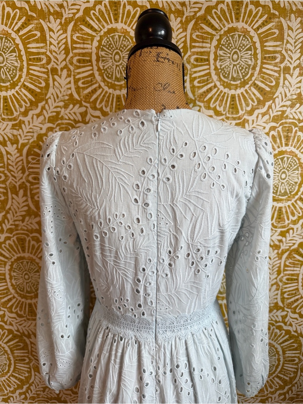 Antonio Melani x Born On Fifth The Primrose Eyelet Embroidered Maxi Dress Sz 4 - Picture 11 of 13